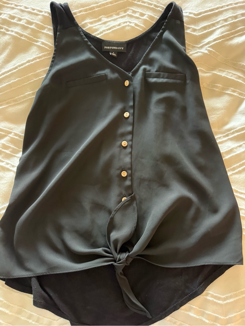 Fortune & Ivy Black Button-Front Tie Hem Sleeveless Blouse- NWOT